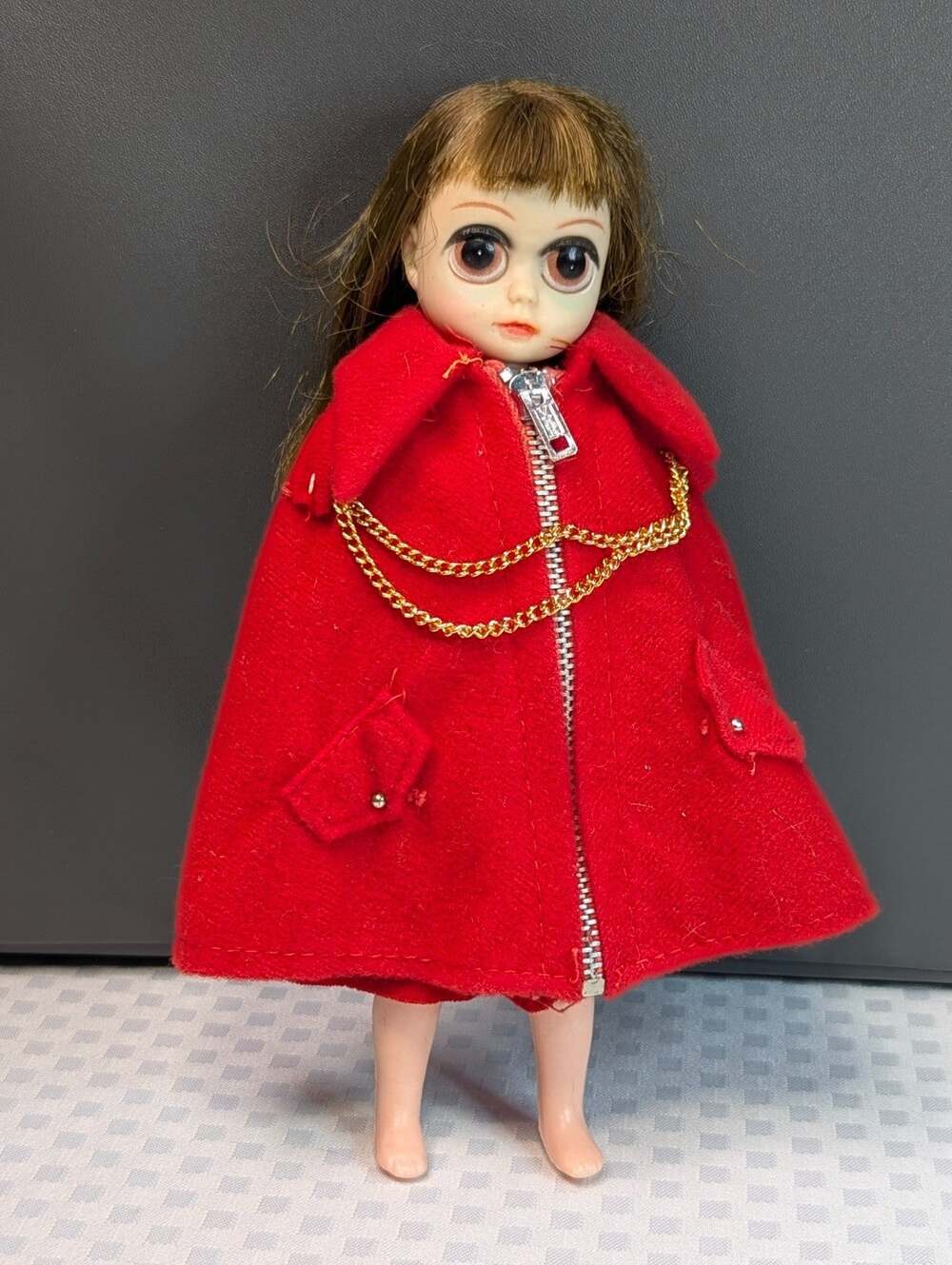 Vintage 1960s Susie Sad Eyes Doll Big Eye L.C. Red Velvet Cape and Dress